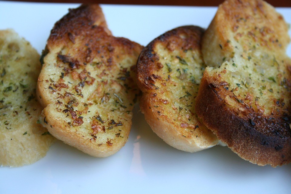 garlic knots bread machine